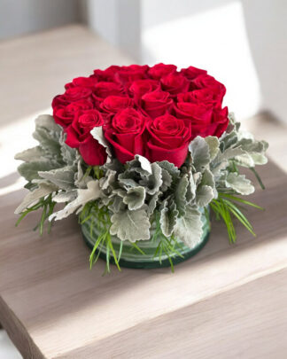 Rose Arrangements in a glass Pot 110