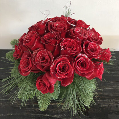 25 roses: flower arrangement - Image 2