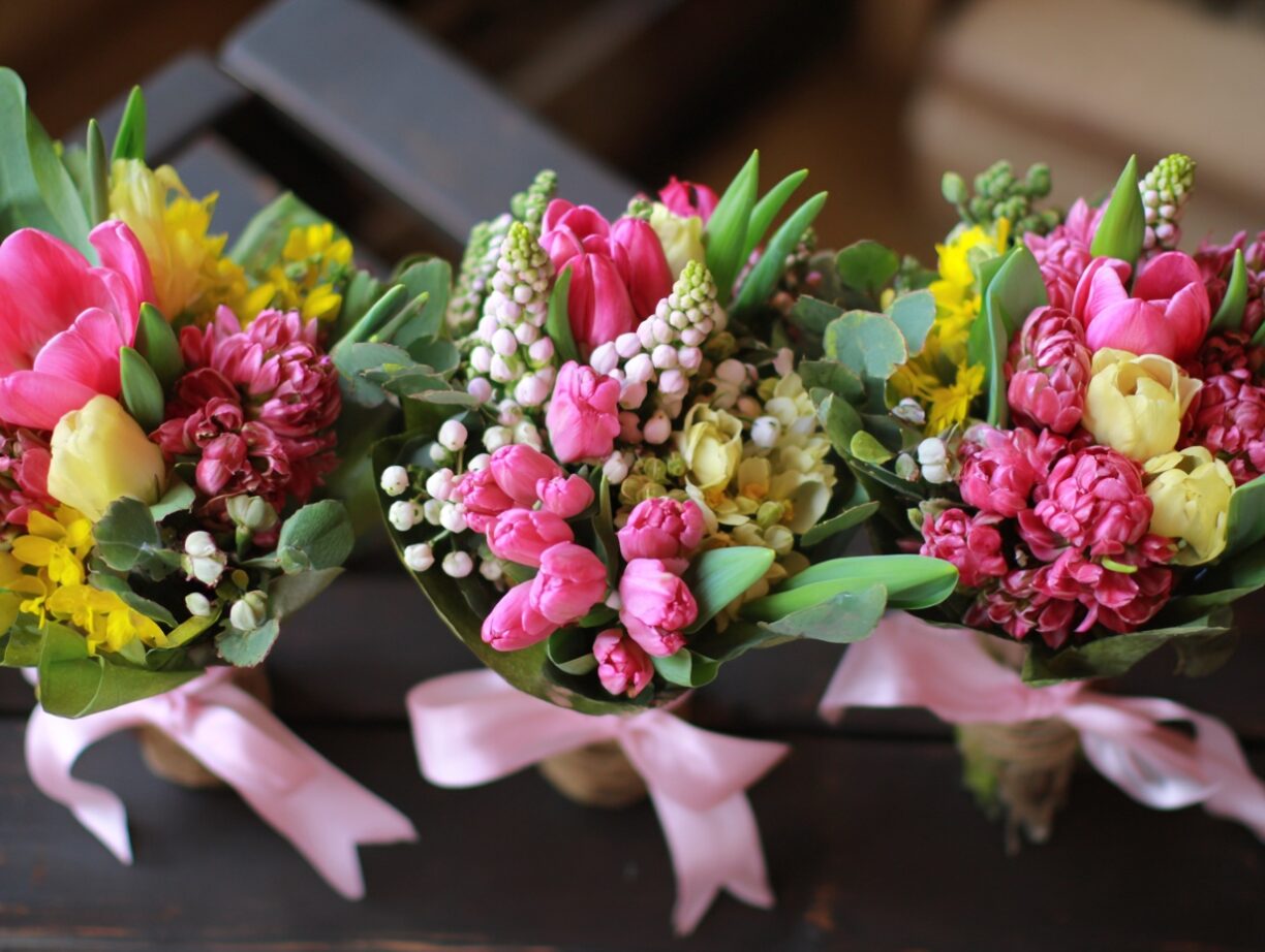  Spring Flower Arrangement Ideas