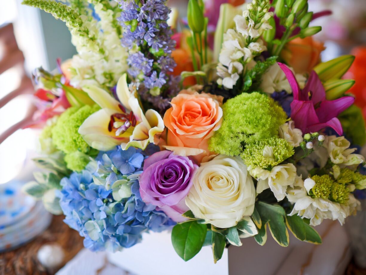 DIY Spring Flower Arrangement Ideas